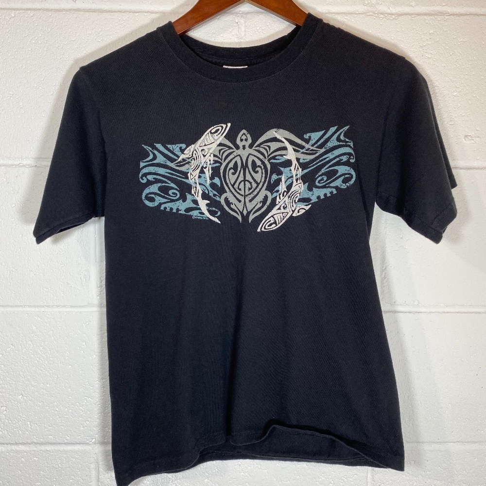 Crazy Shirts Hawaii Orig Sea Turtle & Sharks Black Shirt